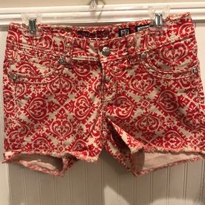 Miss Me pattern shorts